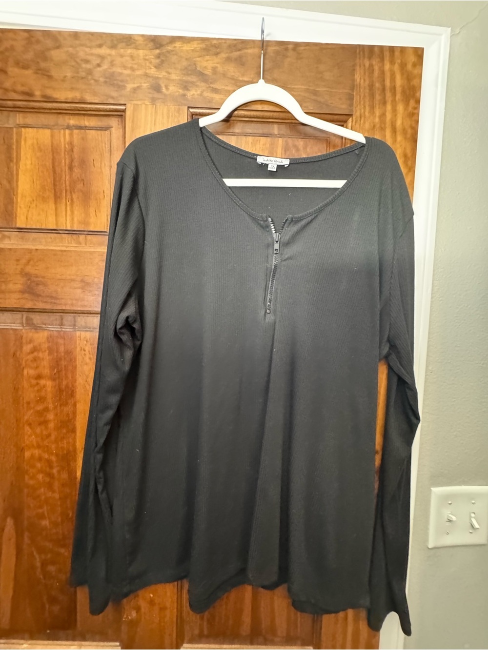 white birch Black Long-Sleeve Henley Top with Half Zip